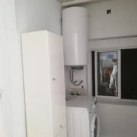 Appartamento Casa Familiar Patio Y 2 Banos Con Aire Acondicionado Málaga
